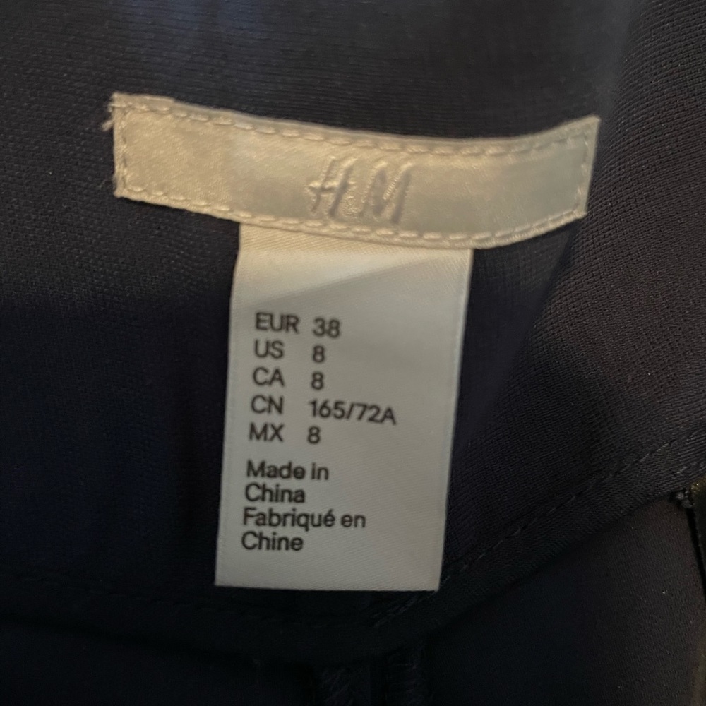 H&M navy shorts